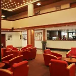 호텔 Plaza 4*