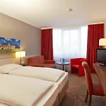 Plaza 4* גוסלר