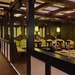 Plaza 호텔 4*
