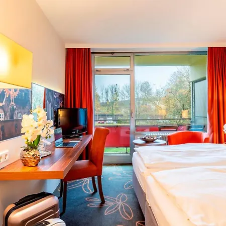 H+ Hotel