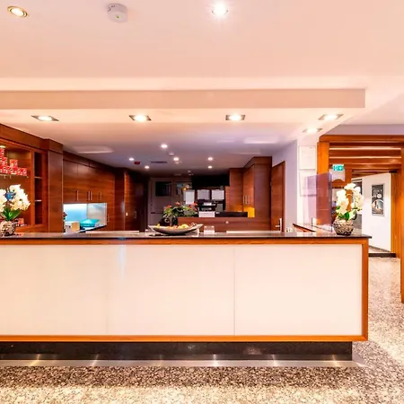 Szálloda Plaza 4*