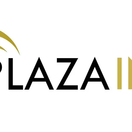 Plaza 4*