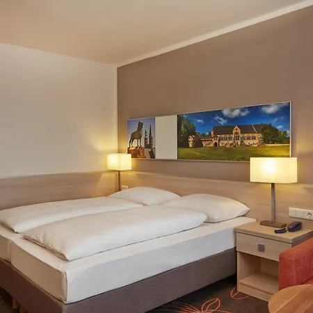 호텔 Plaza 고슬라르